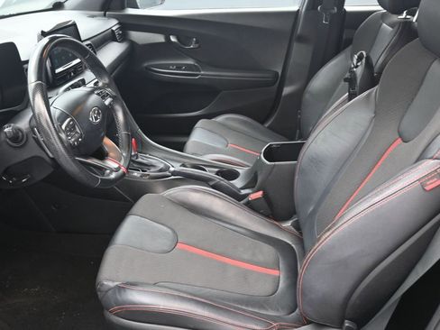 Used 2020 Hyundai Veloster Turbo FWD image 15
