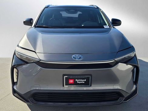 Used 2024 Toyota bZ4X XLE w/ Weather Package image 8