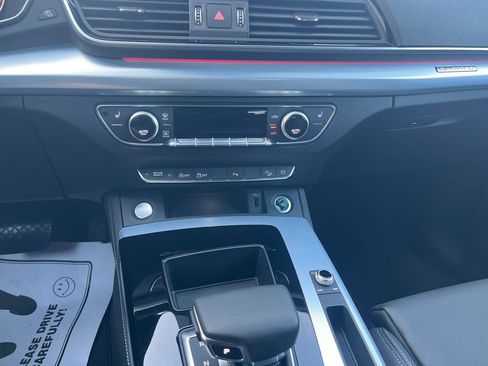 Used 2025 Audi Q5 2.0T Premium Plus image 18