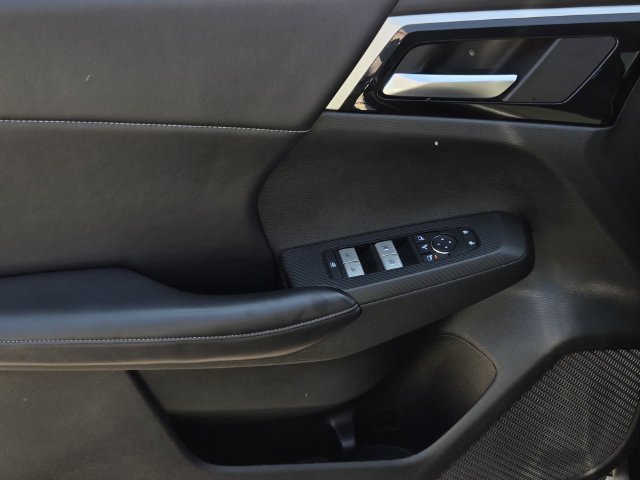 Used 2023 Mitsubishi Outlander SE FWD image 18