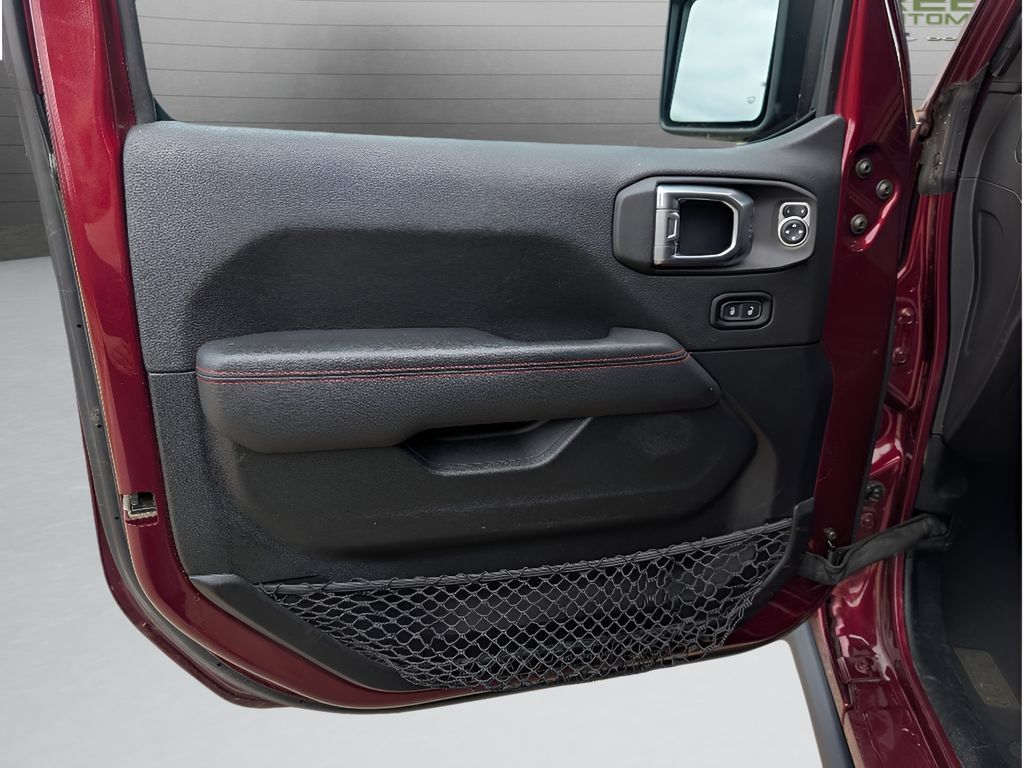 Used 2021 Jeep Gladiator Rubicon AWD/4WD image 14