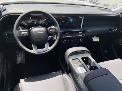 New 2027 Hyundai Palisade SEL w/ Tow & Go Package FWD image 6