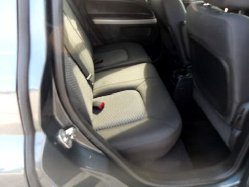 Used 2010 Chevrolet HHR LS image 8