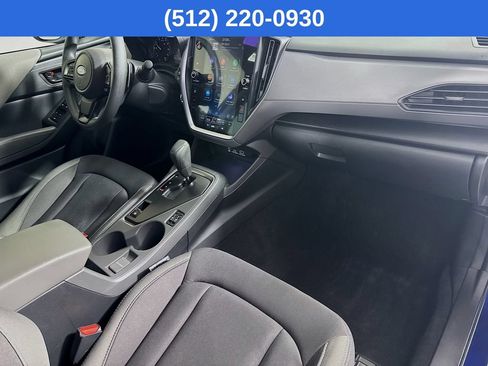 Used 2025 Subaru Crosstrek 2.5i Premium AWD/4WD image 36