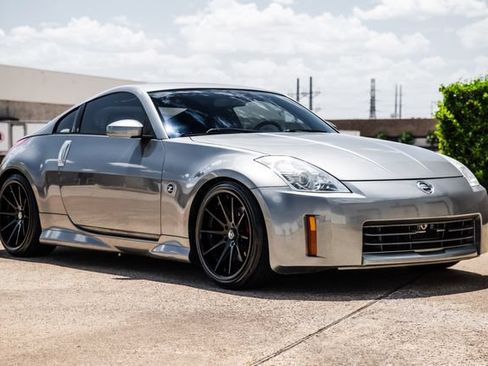 Used 2006 Nissan 350Z Coupe RWD image 6