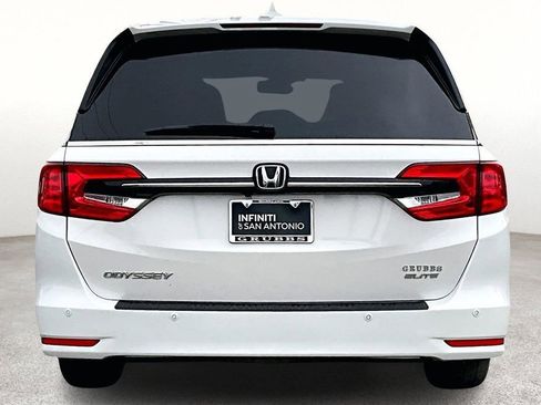 Used 2023 Honda Odyssey Elite image 6