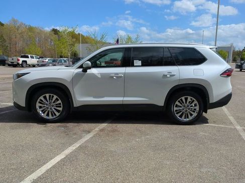 New 2026 Toyota Grand Highlander Platinum image 7