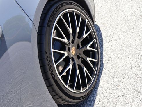 Used 2025 Porsche Panamera 4 AWD/4WD image 38