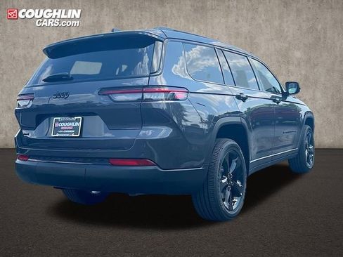 New 2025 Jeep Grand Cherokee L Altitude image 11