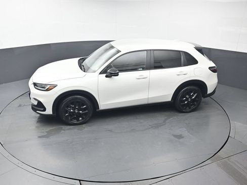 Certified 2024 Honda HR-V Sport image 36