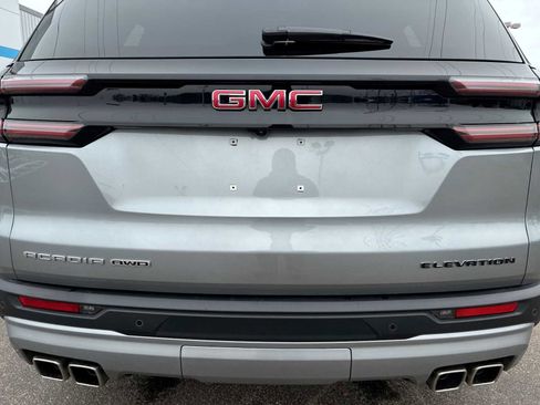 Certified 2025 GMC Acadia Elevation w/ Elevation Premium Package image 32