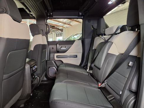 New 2026 GMC Hummer EV 4x4 Crew Cab image 13