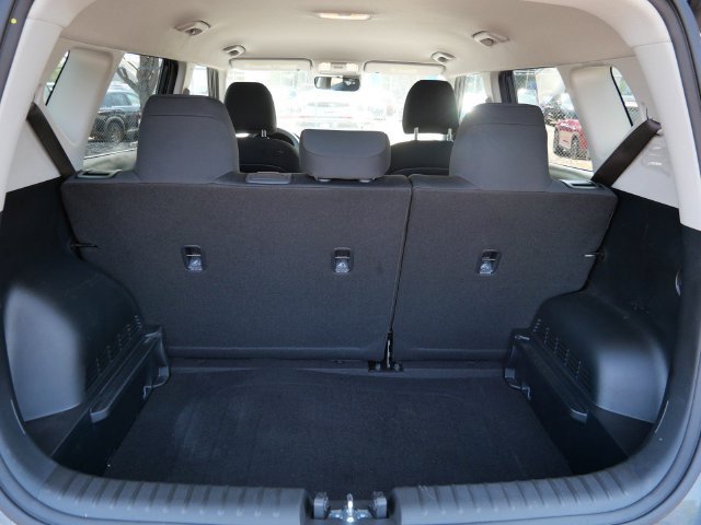 Used 2025 Kia Soul LX FWD image 10