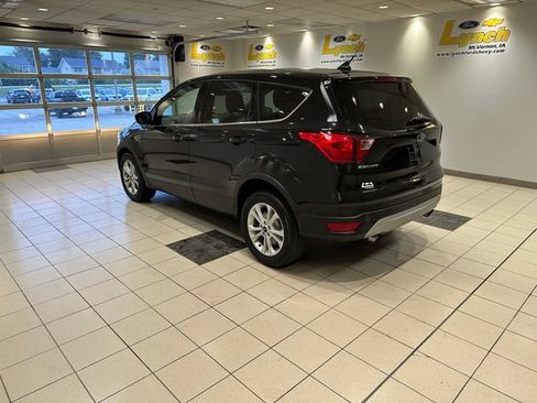Used 2019 Ford Escape SE FWD image 22