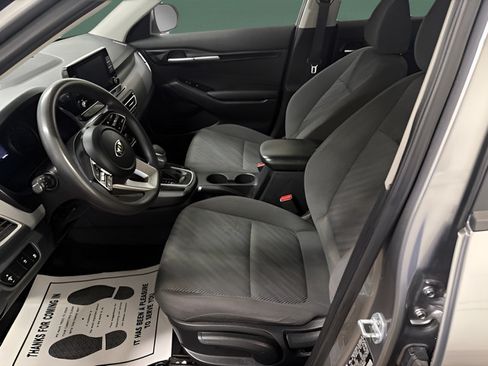 Used 2021 Kia Seltos LX AWD/4WD image 12