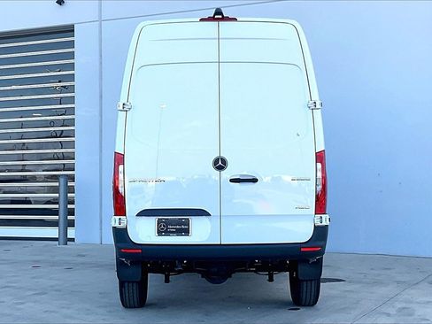 New 2025 Mercedes-Benz Sprinter 2500 image 4