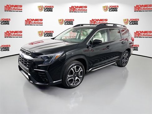 Certified 2024 Subaru Ascent Limited w/ Technology Package image 16