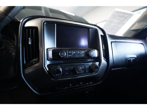 Used 2017 Chevrolet Silverado 1500 LT w/ True North Edition AWD/4WD image 19