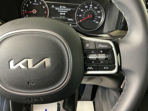 Used 2023 Kia Sorento S AWD/4WD image 23