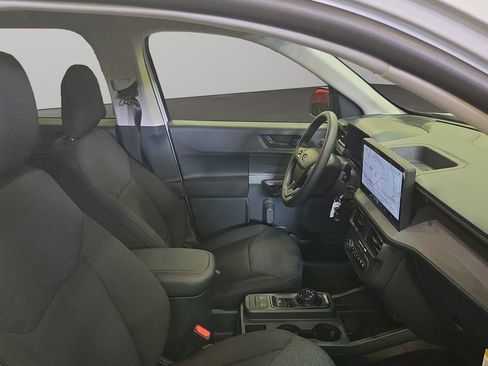 New 2026 Ford Maverick XL FWD image 18
