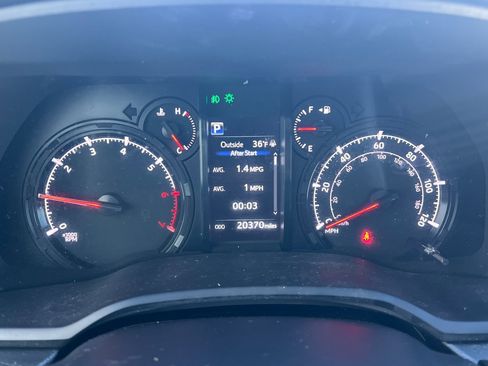 Used 2024 Toyota 4Runner SR5 Premium w/ Moonroof Package image 22