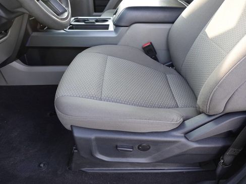 Used 2022 Ford F250 XLT w/ Black Appearance Package image 13