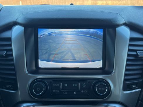 Used 2019 Chevrolet Suburban Premier image 29