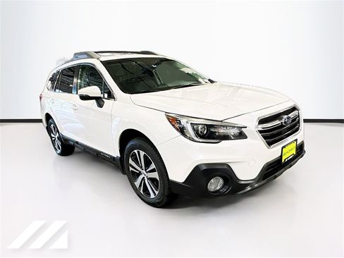 Used 2019 Subaru Outback 2.5i Limited w/ Popular Package #2 image 3