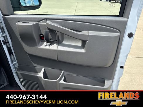 New 2025 Chevrolet Express 2500 Work Van w/ Driver Convenience Package image 26