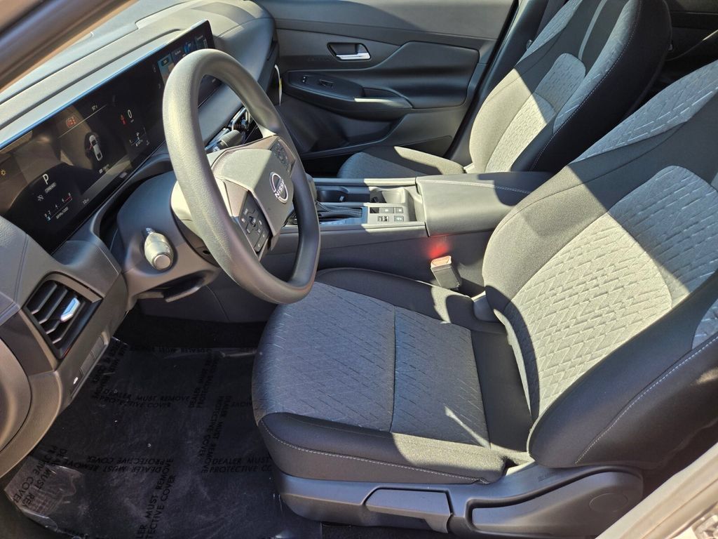 New 2027 Nissan Sentra SV w/ Floor Mat Package FWD image 11