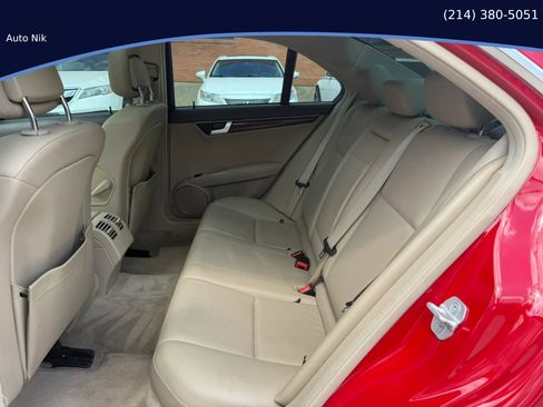 Used 2014 Mercedes-Benz C 250 Sedan image 23