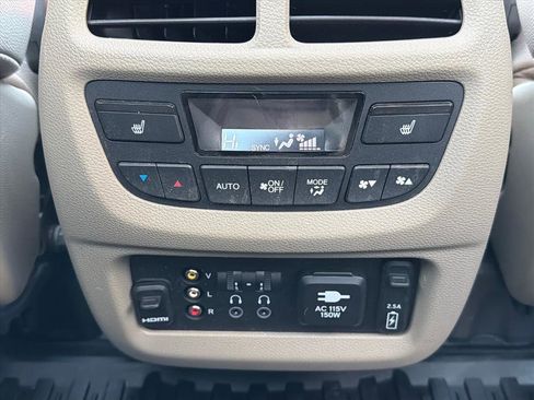 Used 2017 Honda Pilot Elite image 25