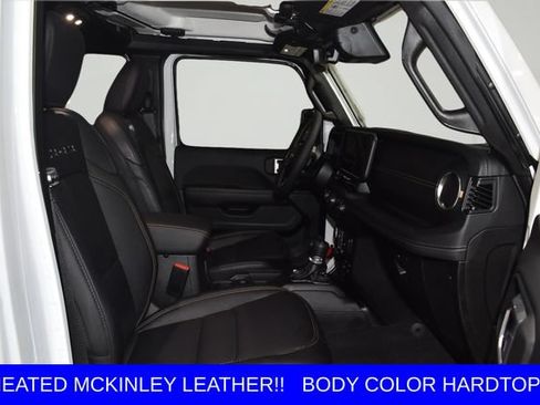 Used 2024 Jeep Wrangler Unlimited Sahara w/ Technology Group AWD/4WD image 10