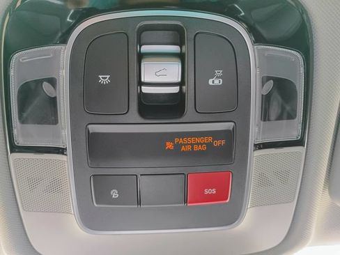 Used 2022 Hyundai Tucson Limited AWD/4WD image 45