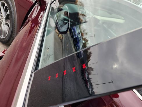 Used 2021 Lincoln Nautilus Reserve w/ Cargo Utility Package image 11