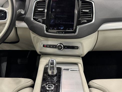 Used 2016 Volvo XC90 T8 Momentum w/ Vision Package image 30