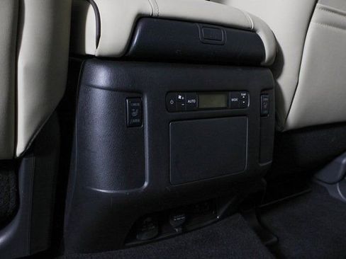 New 2024 Nissan Armada Platinum w/ Captain's Chairs Package image 25