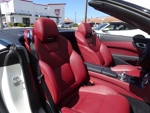 Used 2016 Mercedes-Benz SL 400 image 17