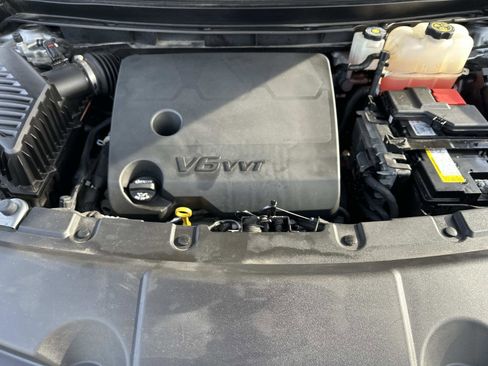 Certified 2023 Chevrolet Traverse LT w/ LT Premium Package image 12