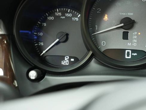 New 2026 Porsche Macan S image 15