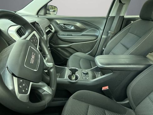 Used 2022 GMC Terrain SLE w/ Driver Convenience Package FWD image 10