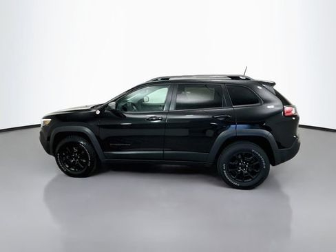 Used 2021 Jeep Cherokee Trailhawk w/ Comfort/Convenience Group AWD/4WD image 4
