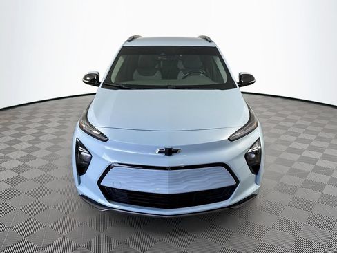 Used 2022 Chevrolet Bolt EUV Premier FWD image 2