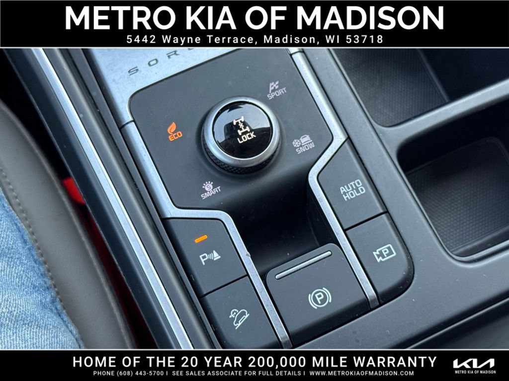 Used 2023 Kia Sorento EX AWD/4WD image 26