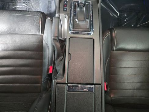 Used 2013 Ford Mustang Premium image 13