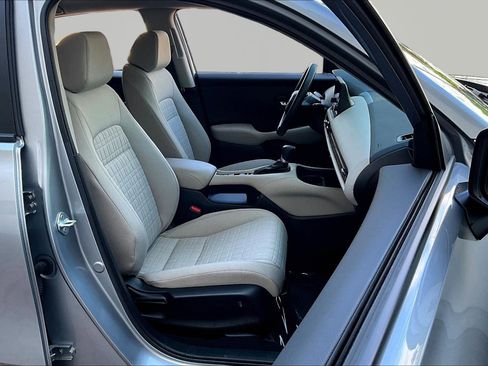 Used 2024 Honda HR-V LX image 26