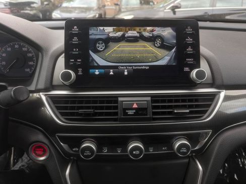 Used 2020 Honda Accord Sport image 12