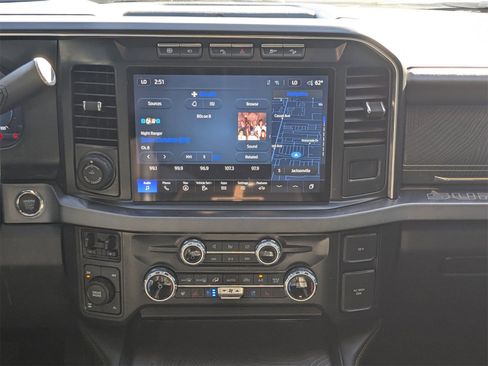 Used 2023 Ford F350 Platinum w/ FX4 Off-Road Package image 19