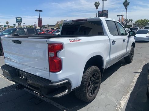 Used 2024 Chevrolet Silverado 1500 LT Trail Boss w/ Convenience Package II image 6
