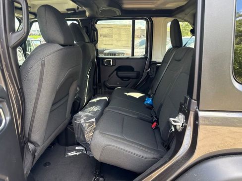 New 2026 Jeep Wrangler Unlimited Sport AWD/4WD image 21